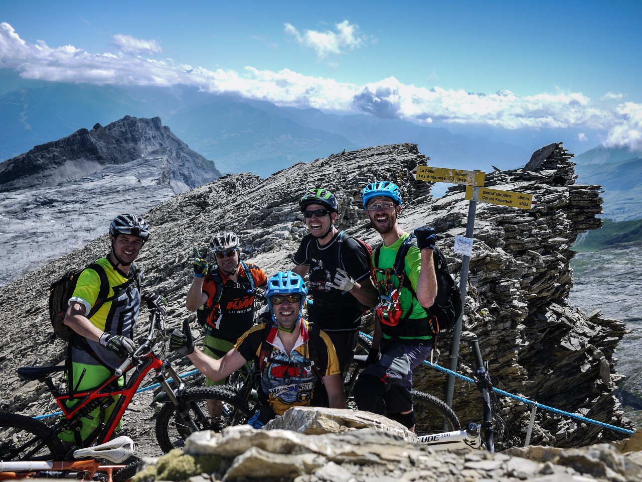 Arpilles - Arpelistock - Audannes- Sion, Juillet 2015 Arpilles - Arpelistock - Audannes- Sion, Juillet 2015