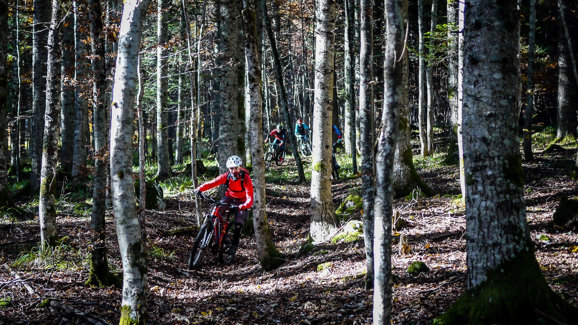 Bike, Beer et Barbecue à Montricher, journée de clôture de la saison 2016 Bike, Beer et Barbecue à Montricher, journée de clôture de la saison 2016