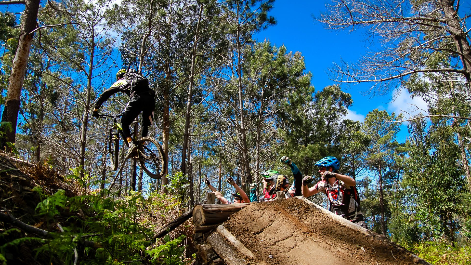 Madère: enduro sur l'ile aux singles, Mars 2016 Madère: enduro sur l'ile aux singles, Mars 2016