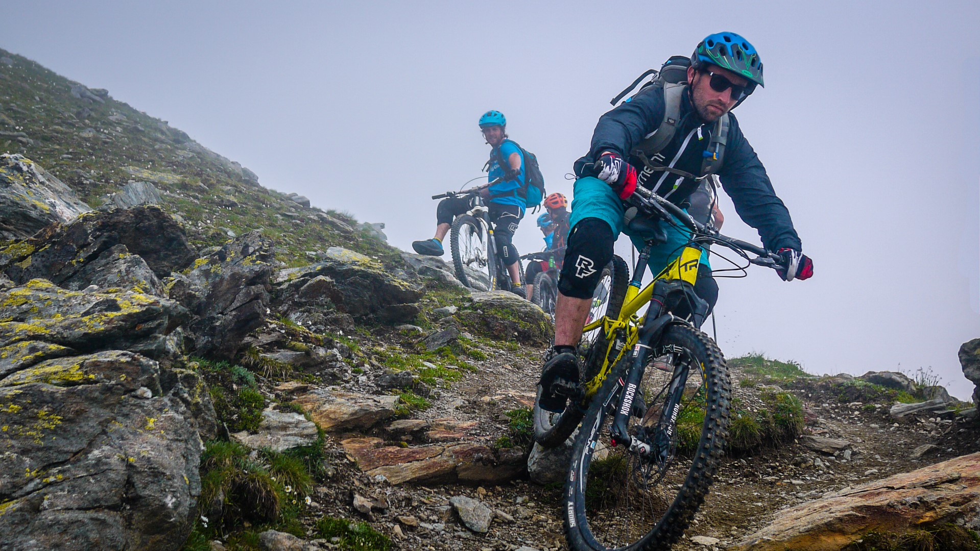 Exploration en petit comité dans la région de Mauvoisin Exploration en petit comité dans la région de Mauvoisin