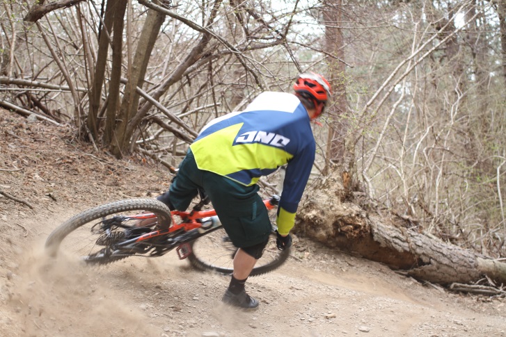 Finale Ligure, enduro au paradis Finale Ligure, enduro au paradis