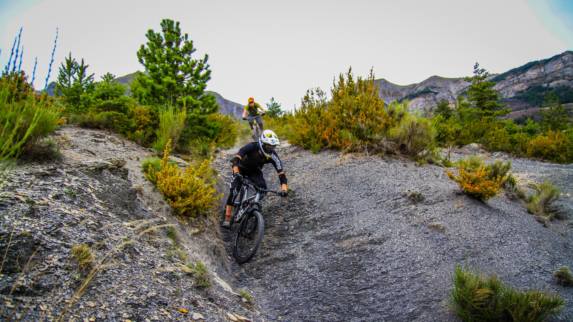 Mercantour: terres grises et terres rouges avec 1001sentiers.fr, Avril 2017 Mercantour: terres grises et terres rouges avec 1001sentiers.fr, Avril 2017