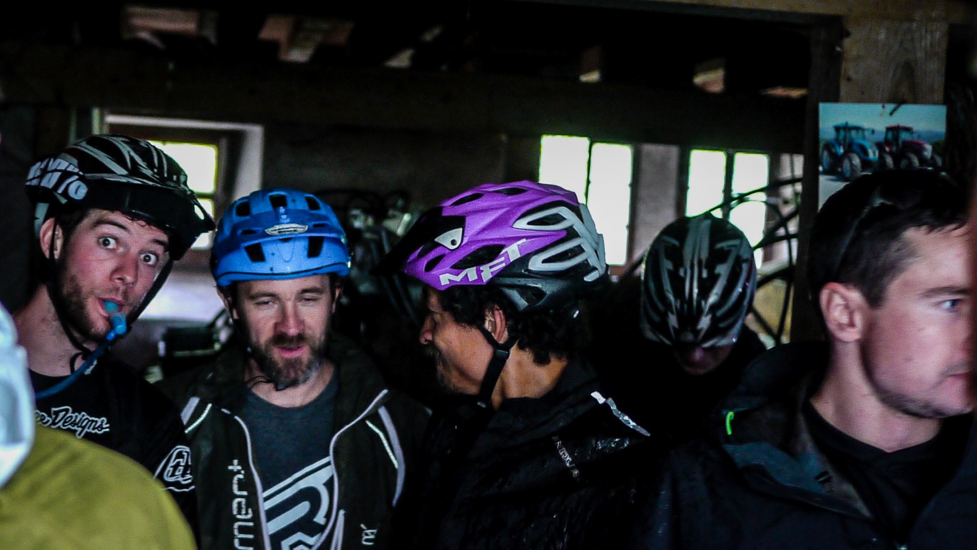 Saucisse Bike Test: journée de test sur les tops bike enduro du moment, avec Alp'Trail, MagicDownhill et Giant, Juin 2016 Saucisse Bike Test: journée de test sur les tops bike enduro du moment, avec Alp'Trail, MagicDownhill et Giant, Juin 2016