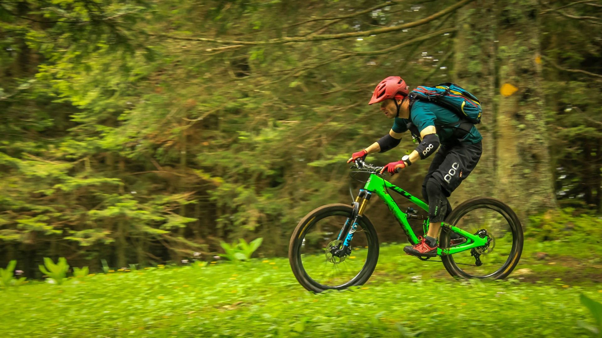 Saucisse Bike Test: journée de test sur les tops bike enduro du moment, avec Alp'Trail, MagicDownhill et Giant, Juin 2016 Saucisse Bike Test: journée de test sur les tops bike enduro du moment, avec Alp'Trail, MagicDownhill et Giant, Juin 2016