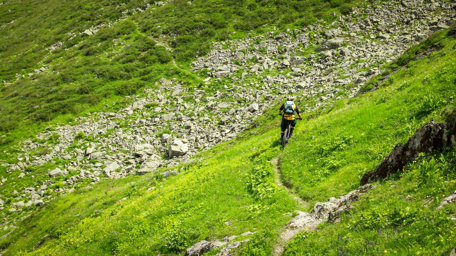 Sortie bikingspots, exploration des variantes du St-Graal Sortie bikingspots, exploration des variantes du St-Graal