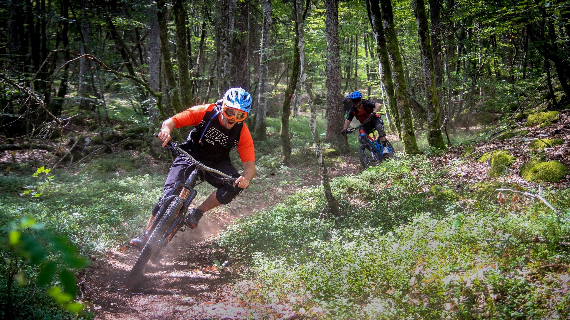 Jura Sick Guide: weekend enduro au pays de la pipe Jura Sick Guide: weekend enduro au pays de la pipe