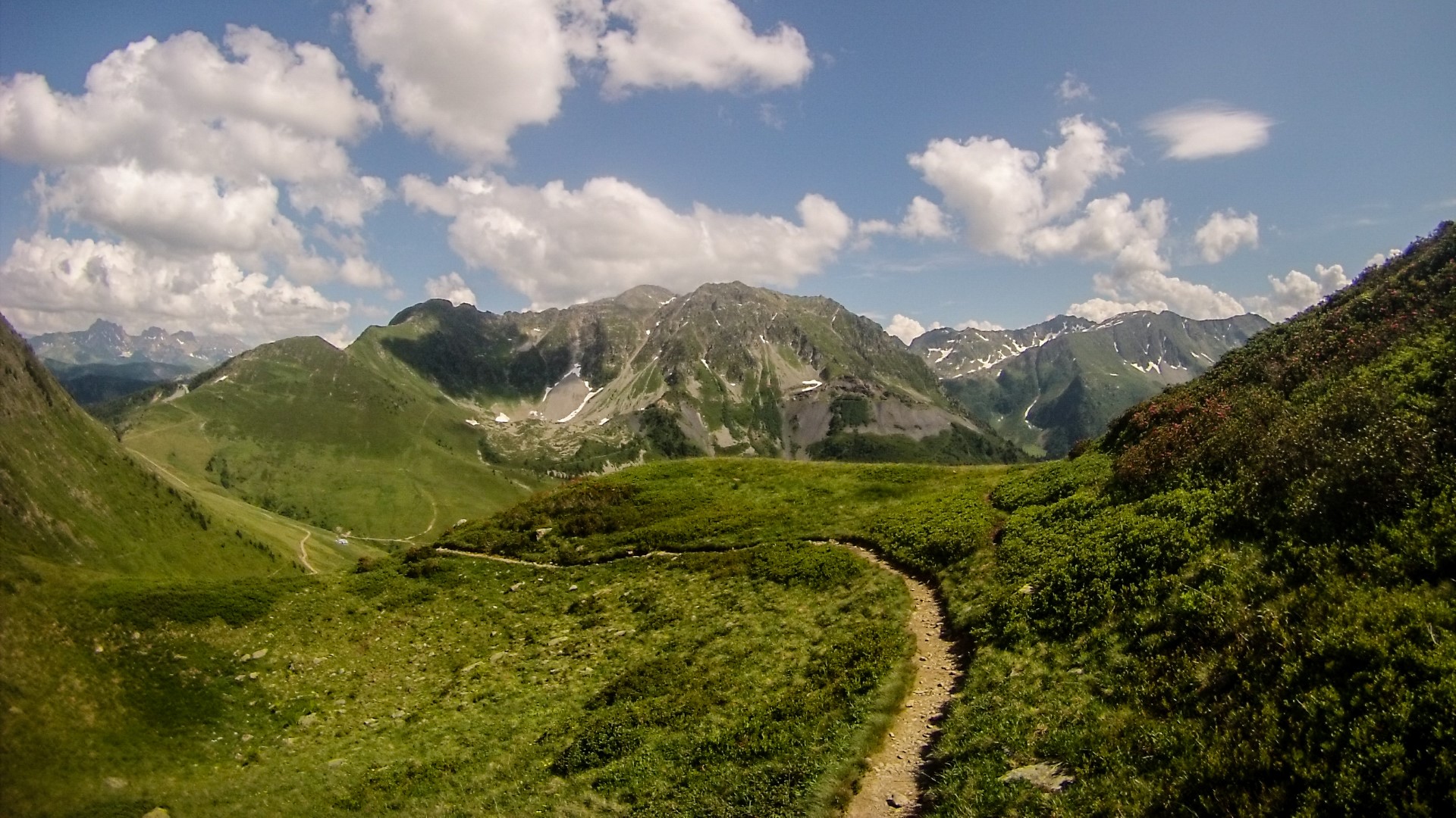 Tour du massif du Beaufortain, en bike et bivouac Tour du massif du Beaufortain, en bike et bivouac
