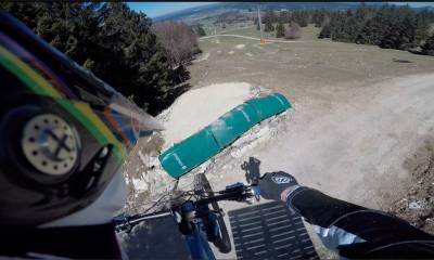 Un jolie road gap sur le haut. Frissons garanties